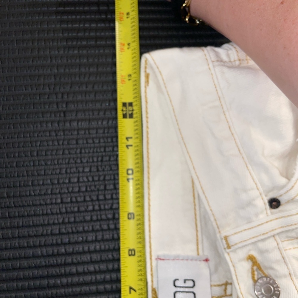 Women’s BDG, cowboy jeans, Distressed White Jeans - Picture 6 of 10
